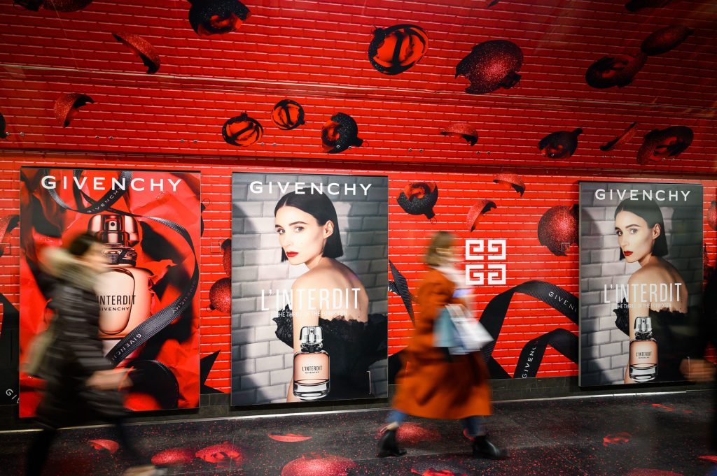 Givenchy London Undergound Campaign