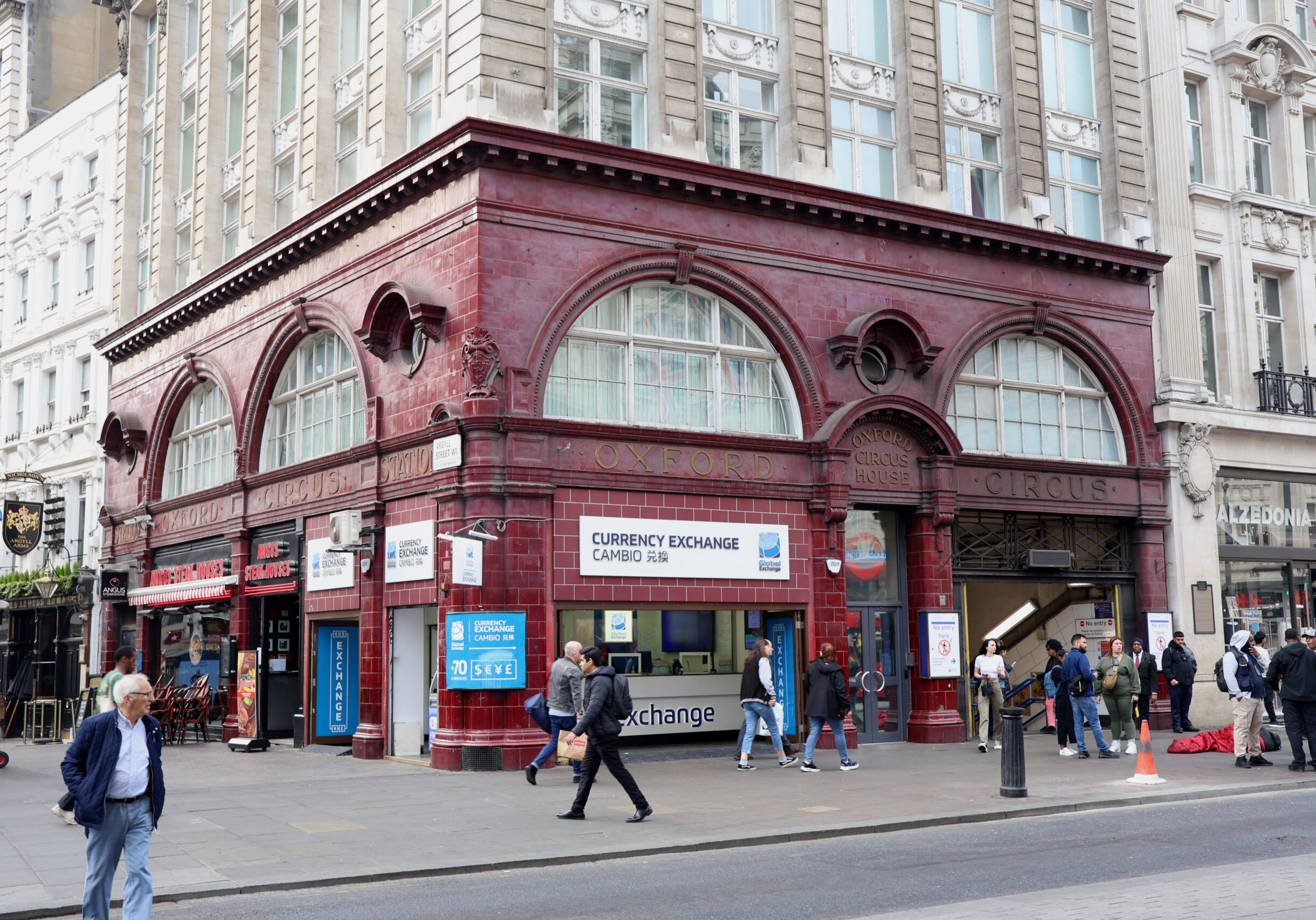 Oxford Circus Underground Station Advertising