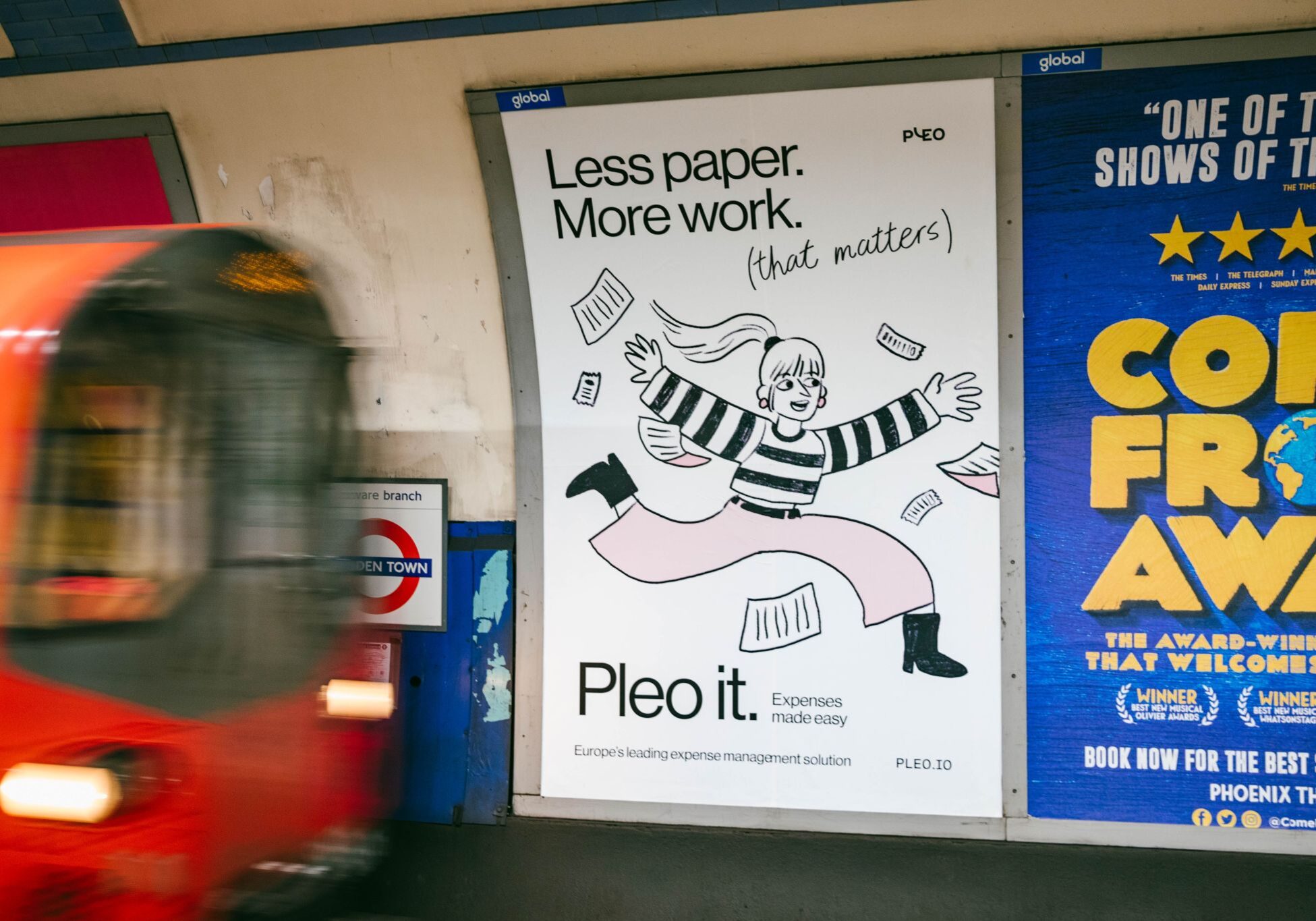 An advert for Pleo using 16-sheet advertising, across the track, on the London Underground. A tube car is blurred as it rushes past.